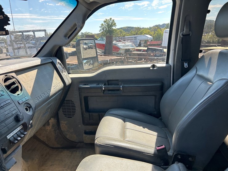2016-ford-f450-image-10