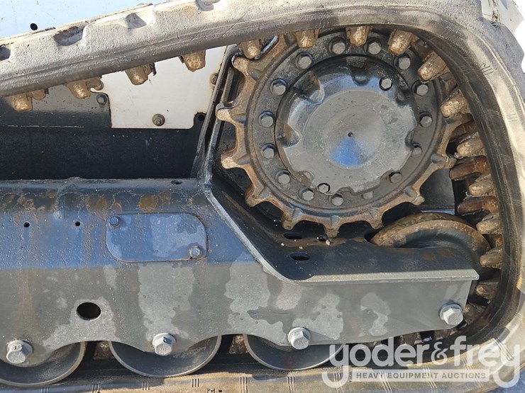 2019-bobcat-t595-image-20