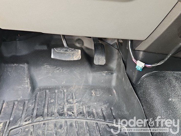 2018-ford-f350-sd-image-39