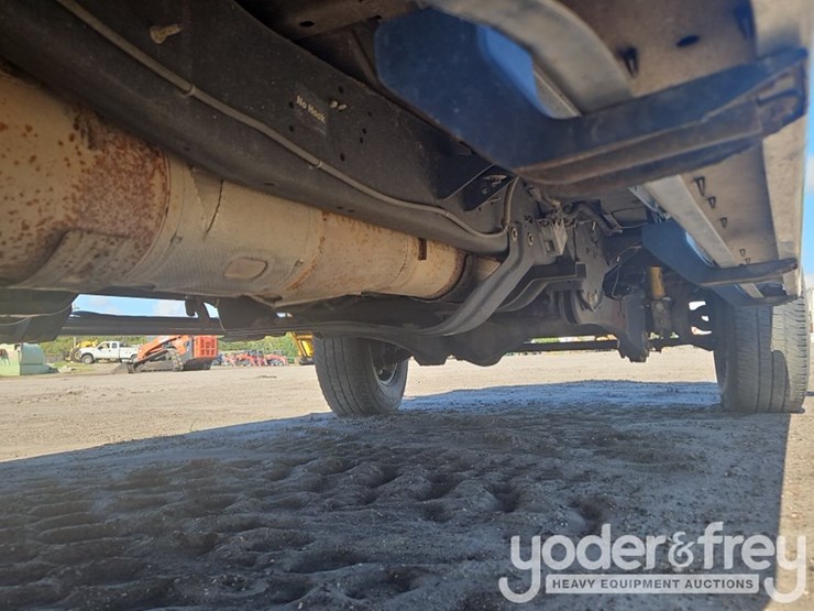 2015-ford-f250-image-13