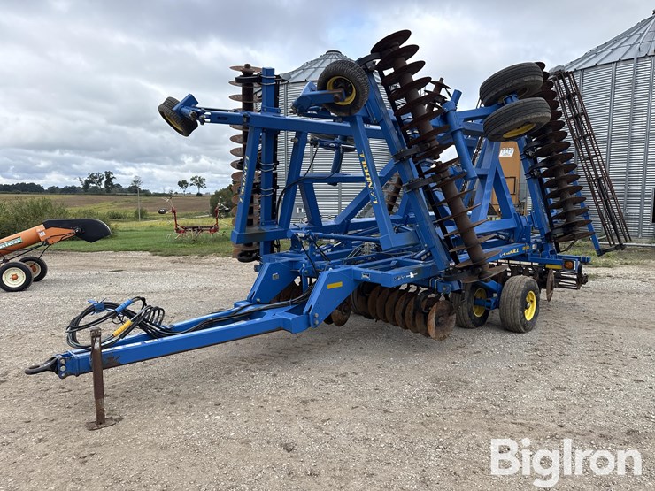 2012-landoll-7431-29-image-1