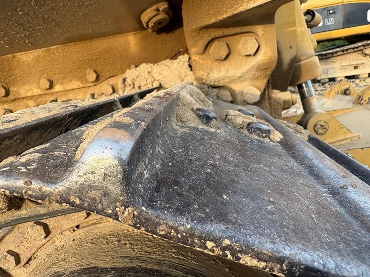 2001-caterpillar-d5c-xl-image-12