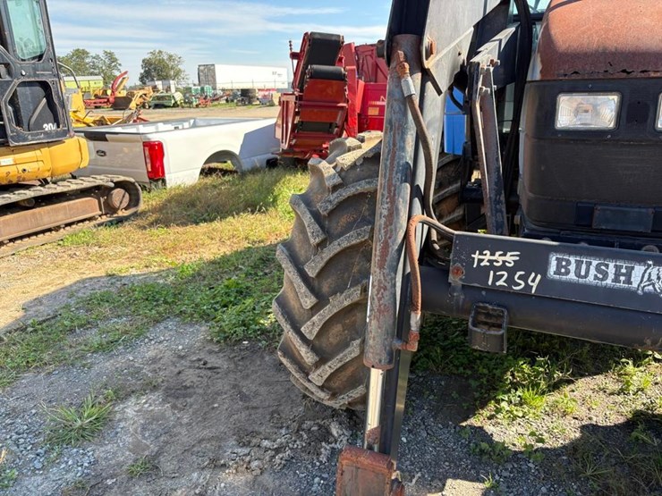 new-holland-ts110-image-7