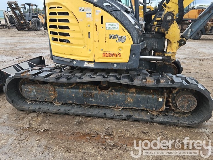 2020-yanmar-vio50-6a-image-7