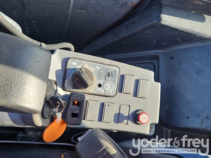 2018-kubota-kx033-4-image-35