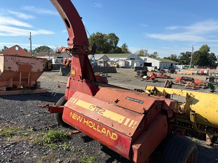 new-holland-782-image-5