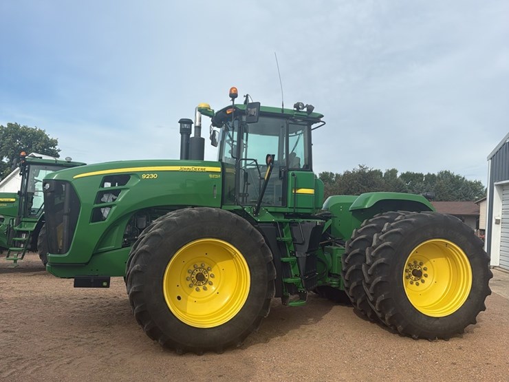 2008-john-deere-9230-image-1