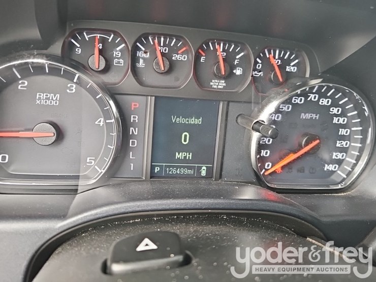2020-chevrolet-silverado-5500hd-image-49