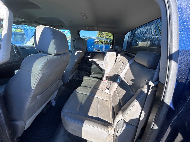 2016-gmc-3500-image-49
