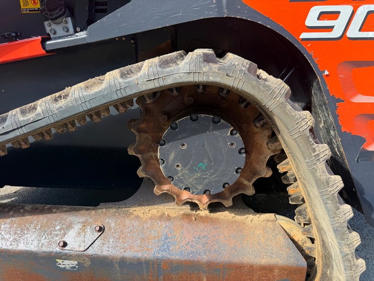kubota-svl90-2-image-7