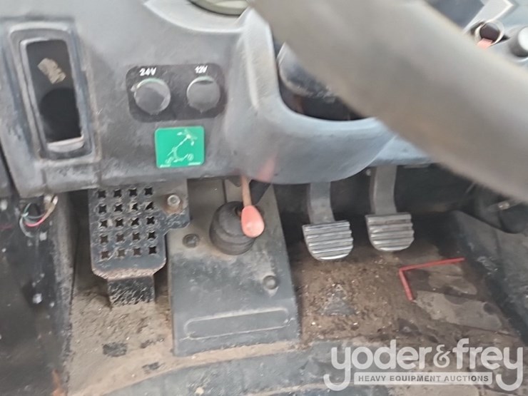 2018-terex-ta300-image-21