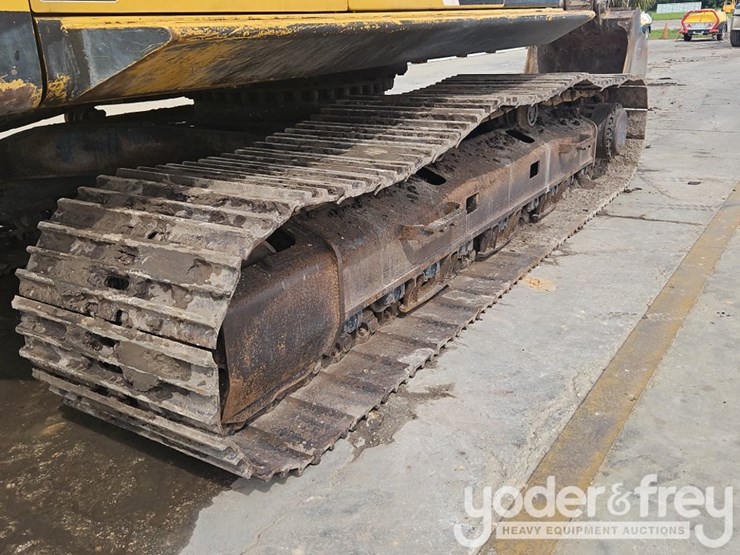 2014-caterpillar-329el-image-9