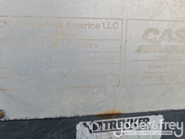 2018-case-621g-image-33