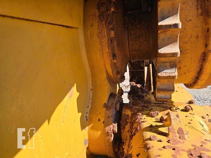 2016-caterpillar-d6t-xl-image-28