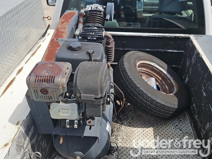 2018-ford-f350-sd-image-26
