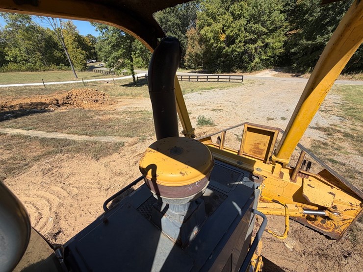 #87-•-komatsu-crawler-tractor-image-30