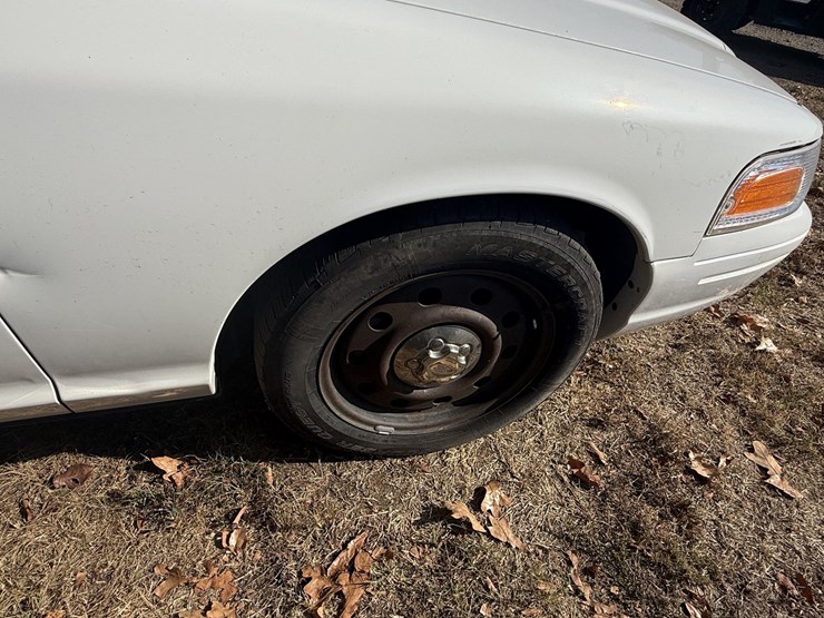#46835-•-2005-ford-crown-victoria-sedan-2fafp71wx5x153100-inv#46835-image-24