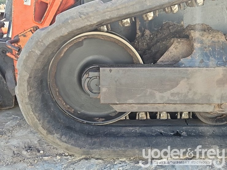 2019-kubota-svl95-2s-image-17