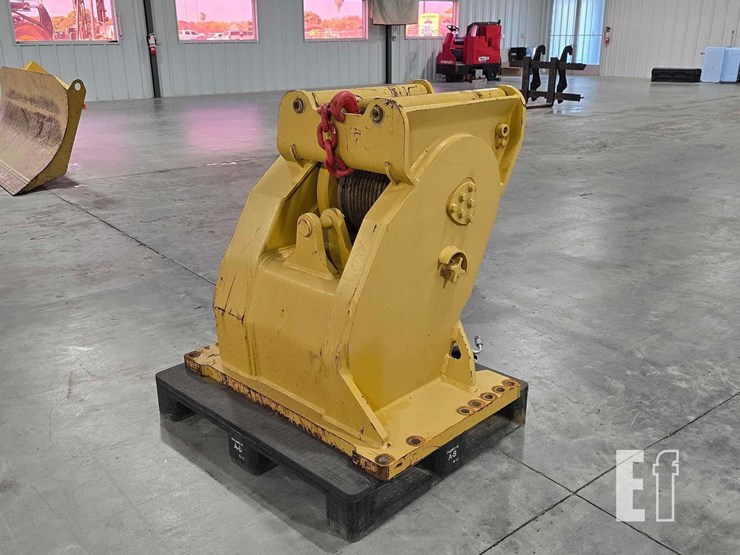 caterpillar-d3k2-image-1