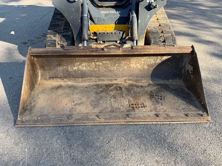 2021-deere-325g-image-11