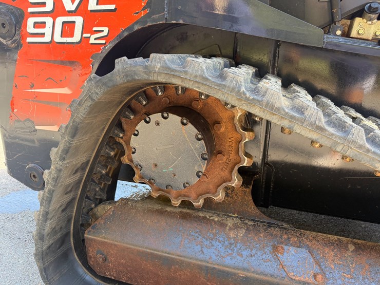 kubota-svl90-2-image-15