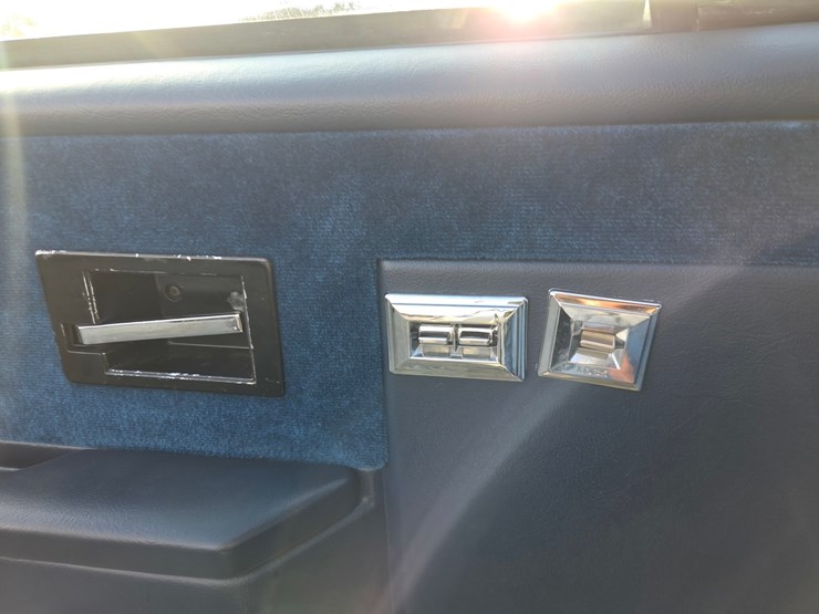 1985-chevrolet-k10-image-49