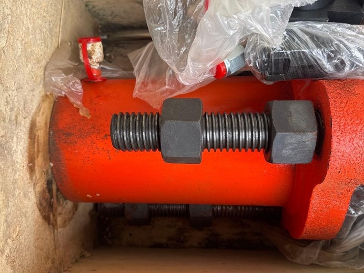 new-sklp-hydraulic-track-pin-press-model-sylj100-image-2