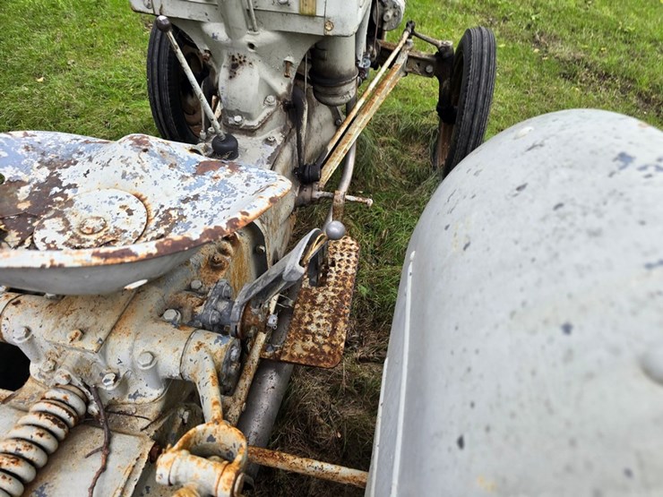 ford-8n-image-14
