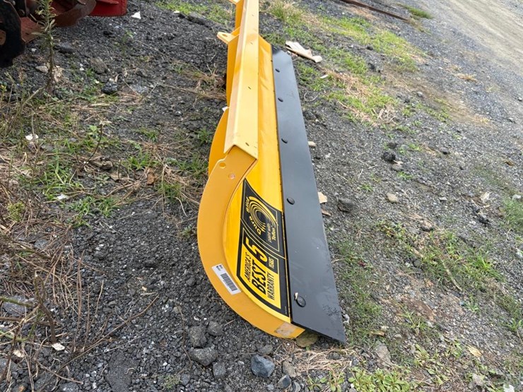 meyer-drive-pro-im-6'8"-snow-blade-image-3
