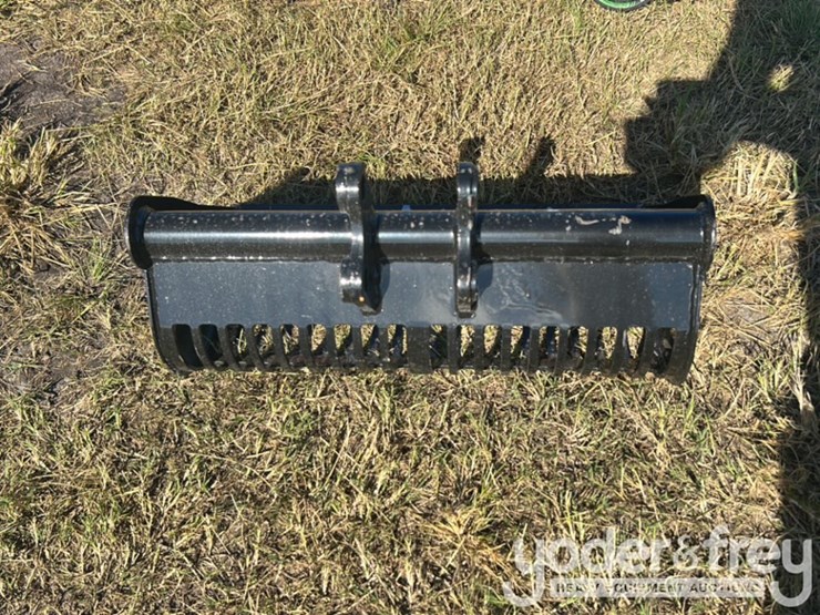 unused-captok-excavator-screening-bucket-image-6