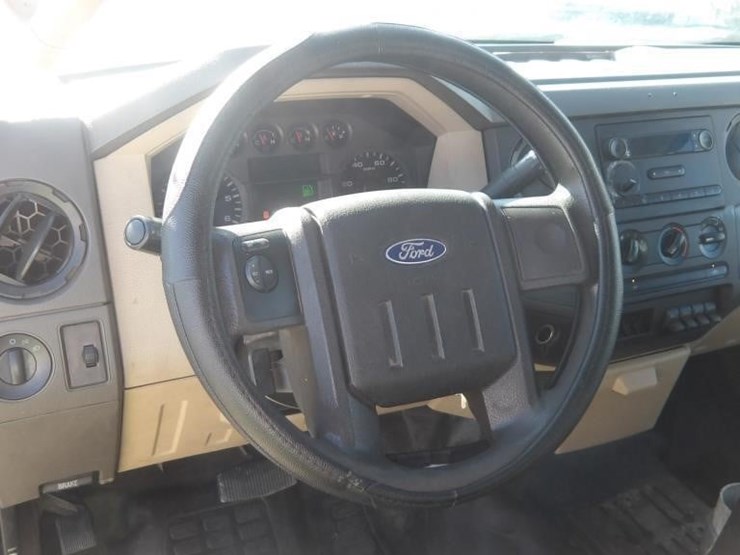 2010-ford-f450-image-15