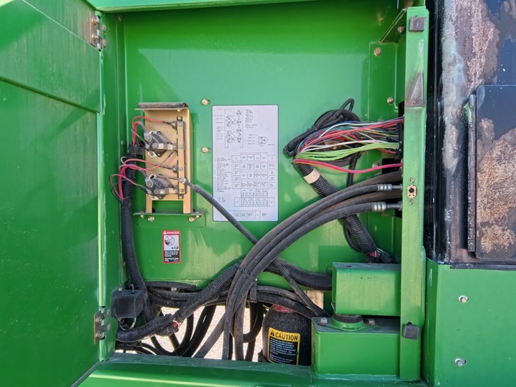 john-deere-4895-image-58