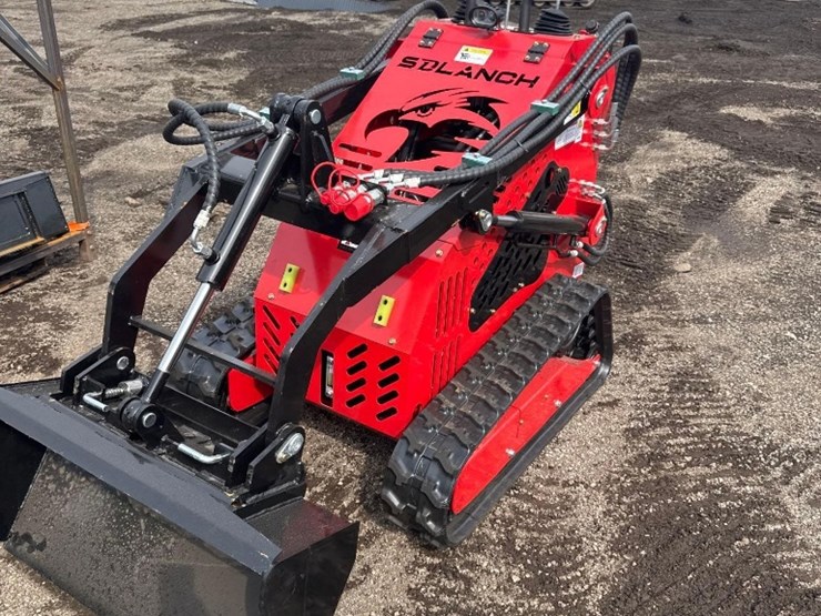 new-sd-lanch-co-mini-stand-on-skidloader-model-sdll60-image-2