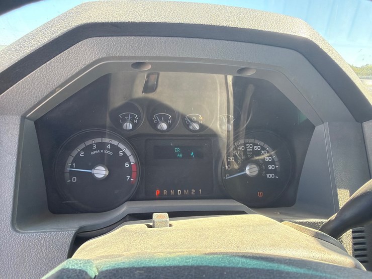 2011-ford-f250-xlt-image-24