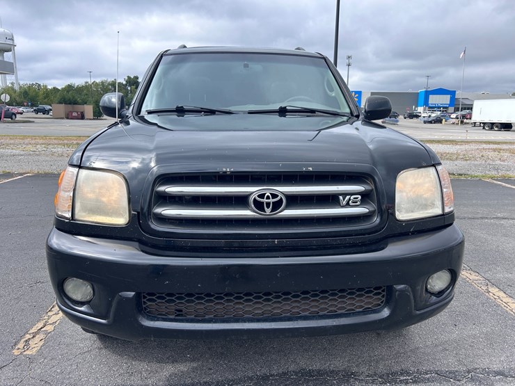 2004-toyota-sequoia-limited-image-12