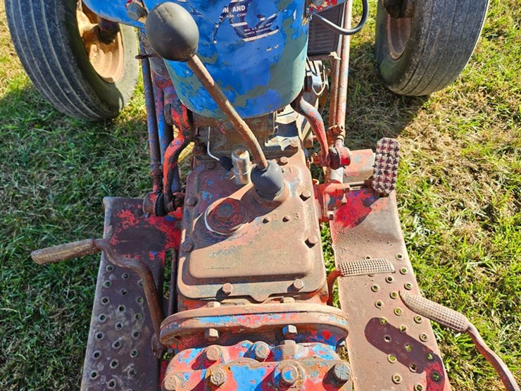 ford-800-image-26