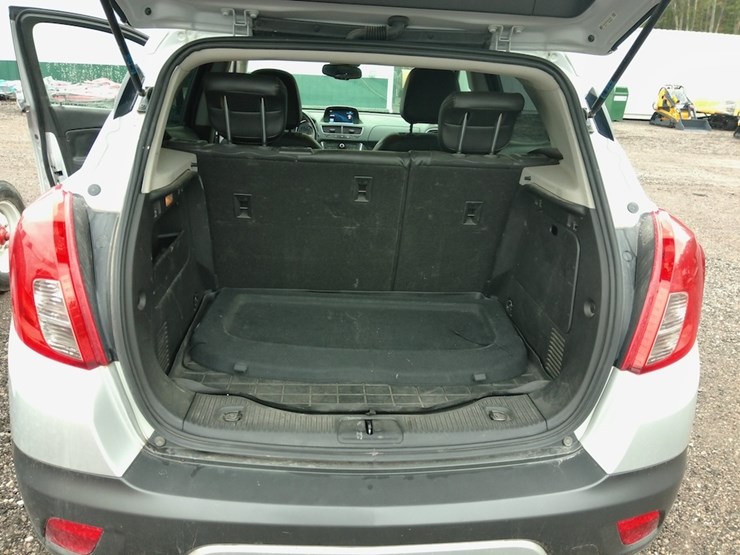 2015-buick-encore-image-16