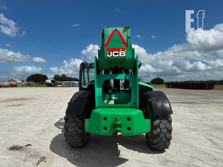 2018-jcb-512-56-image-5