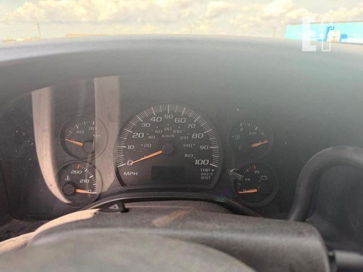 2004-chevrolet-express-1500-image-12