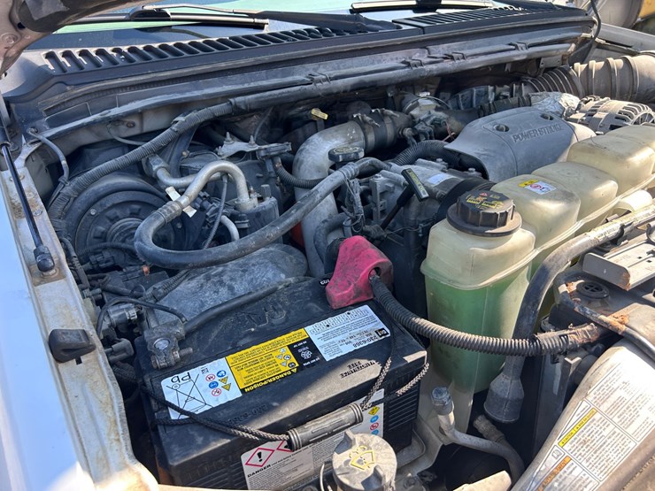 2001-ford-f350-xlt-image-35