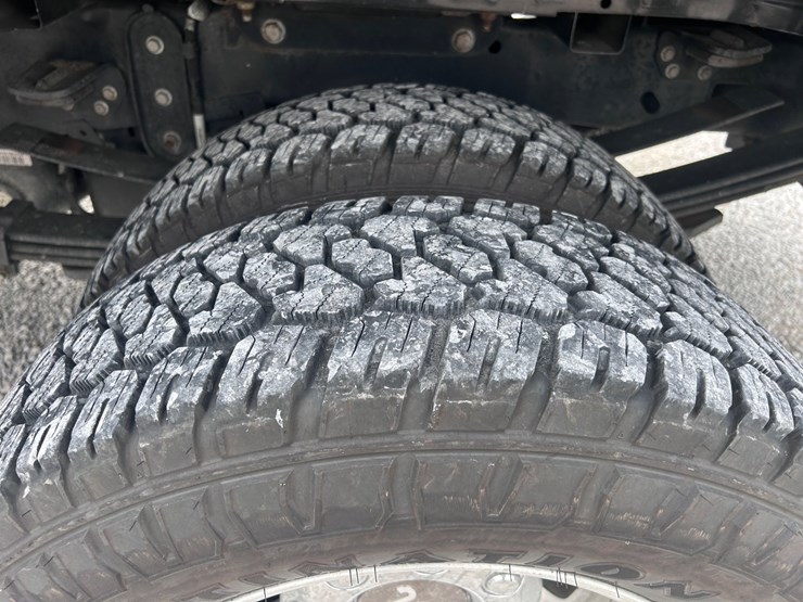 2024-ford-f350-image-4