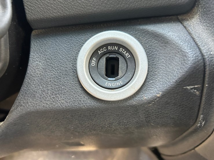 2013-dodge-1500-image-59