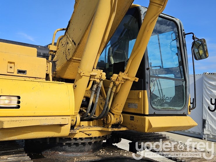 2015-komatsu-pc360-lc-11-image-15