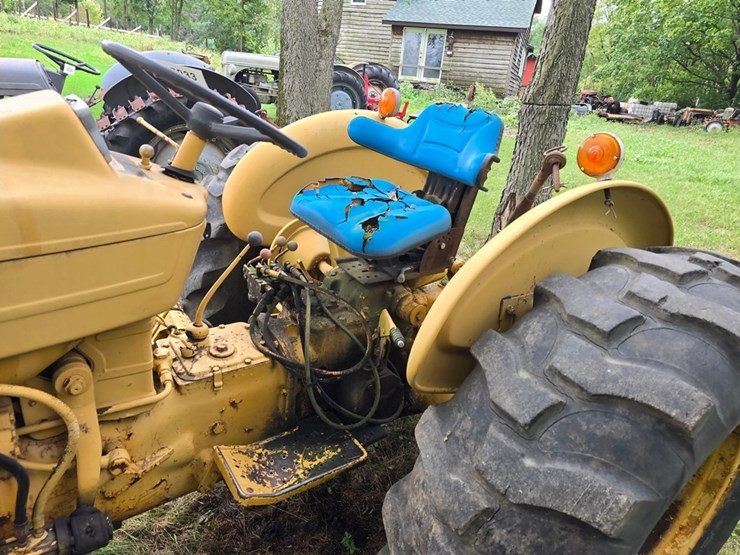 ford-tractor-image-16