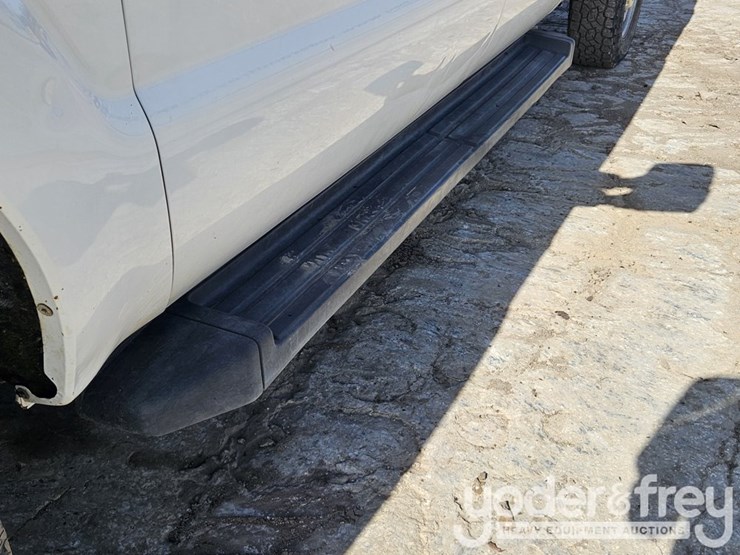 2016-ford-f250-xl-image-16