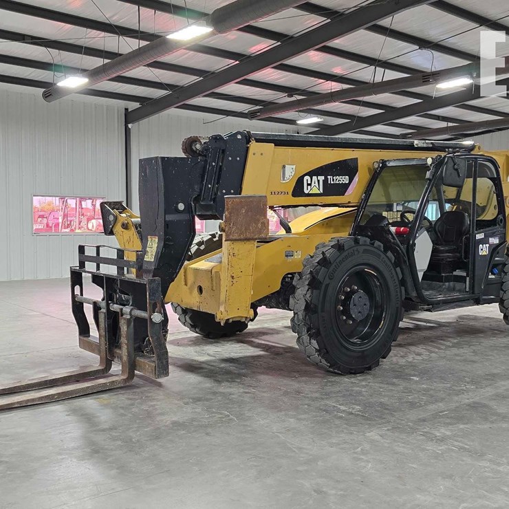 2019 CATERPILLAR TL1255D