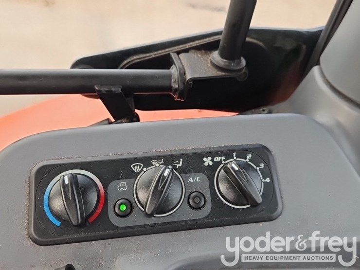 2019-kubota-m6-141-image-25