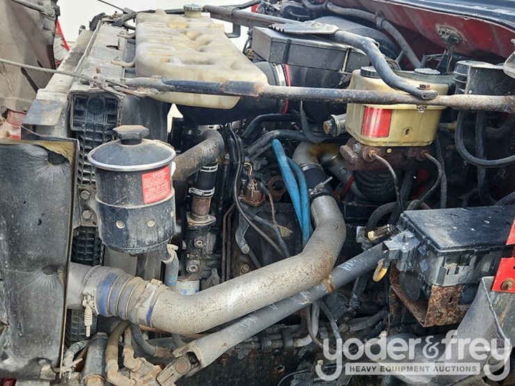 2000-ford-f650-xl-image-16