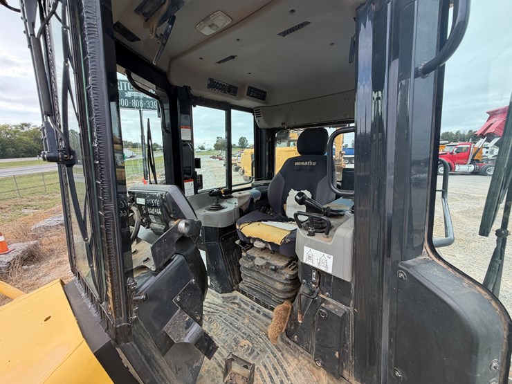 2018-komatsu-d51pxi-24-image-19