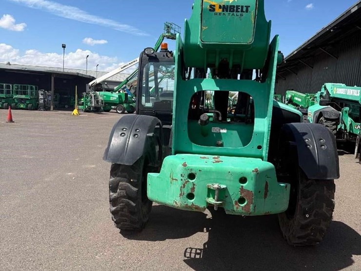 2017-jcb-512-56-image-2